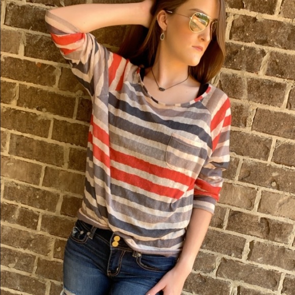 Forever 21 Tops - STYLISHLY PERFECT